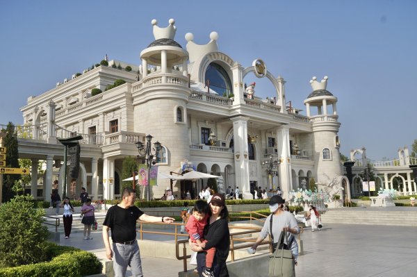 在线配资软件 京企泡泡玛特勇闯欧美日韩，营收同比增长106.9%