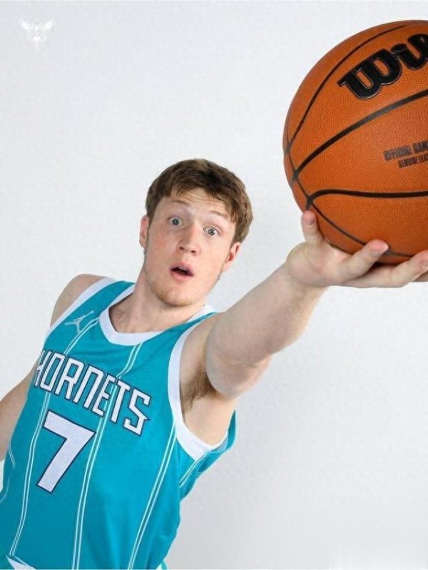 配资证券股票配资 NBA夏联决赛对阵: 黄蜂29分大胜会师国王 两队均5胜0负争冠